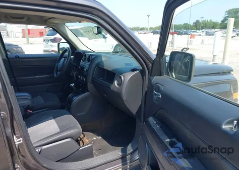 2016 Jeep Patriot Sport из США, поврежденный, VIN 1C4NJPBA2GD575754